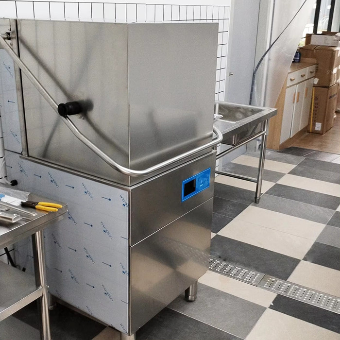 Commercial Dishwasher Custom V - مراجعة Commercial Kitchen Company وسعره